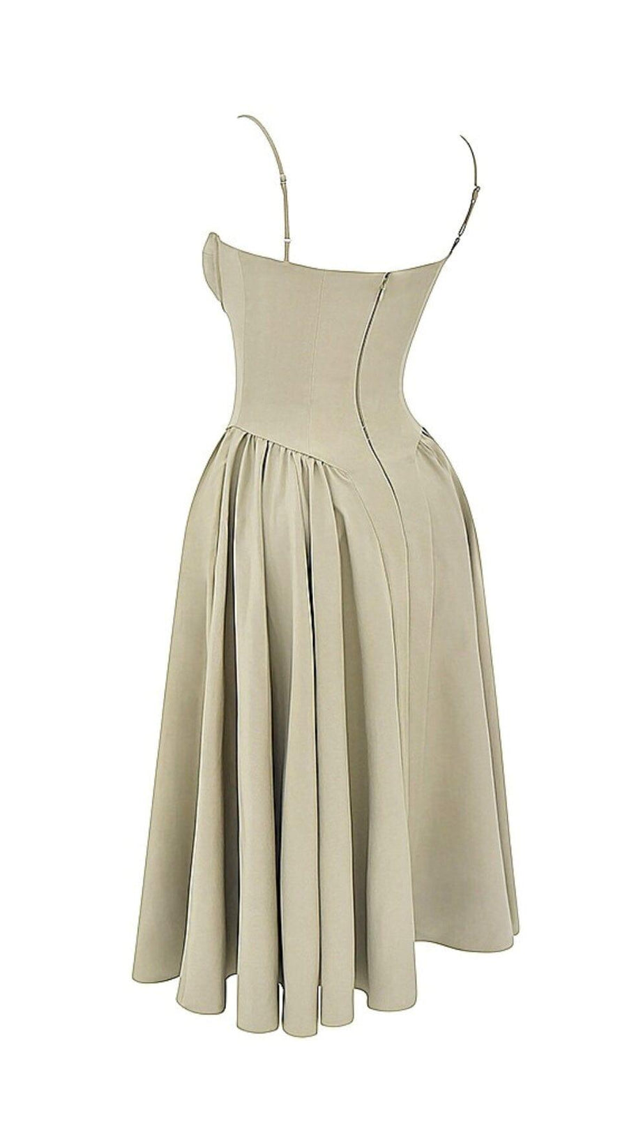 Taupefarbenes Sommerkleid mit Gürtel