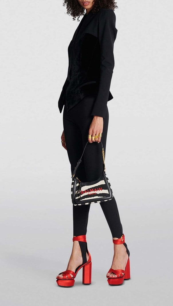 AIIZIE V NECK TWO POCKETS BLAZER IN BLACK - product image