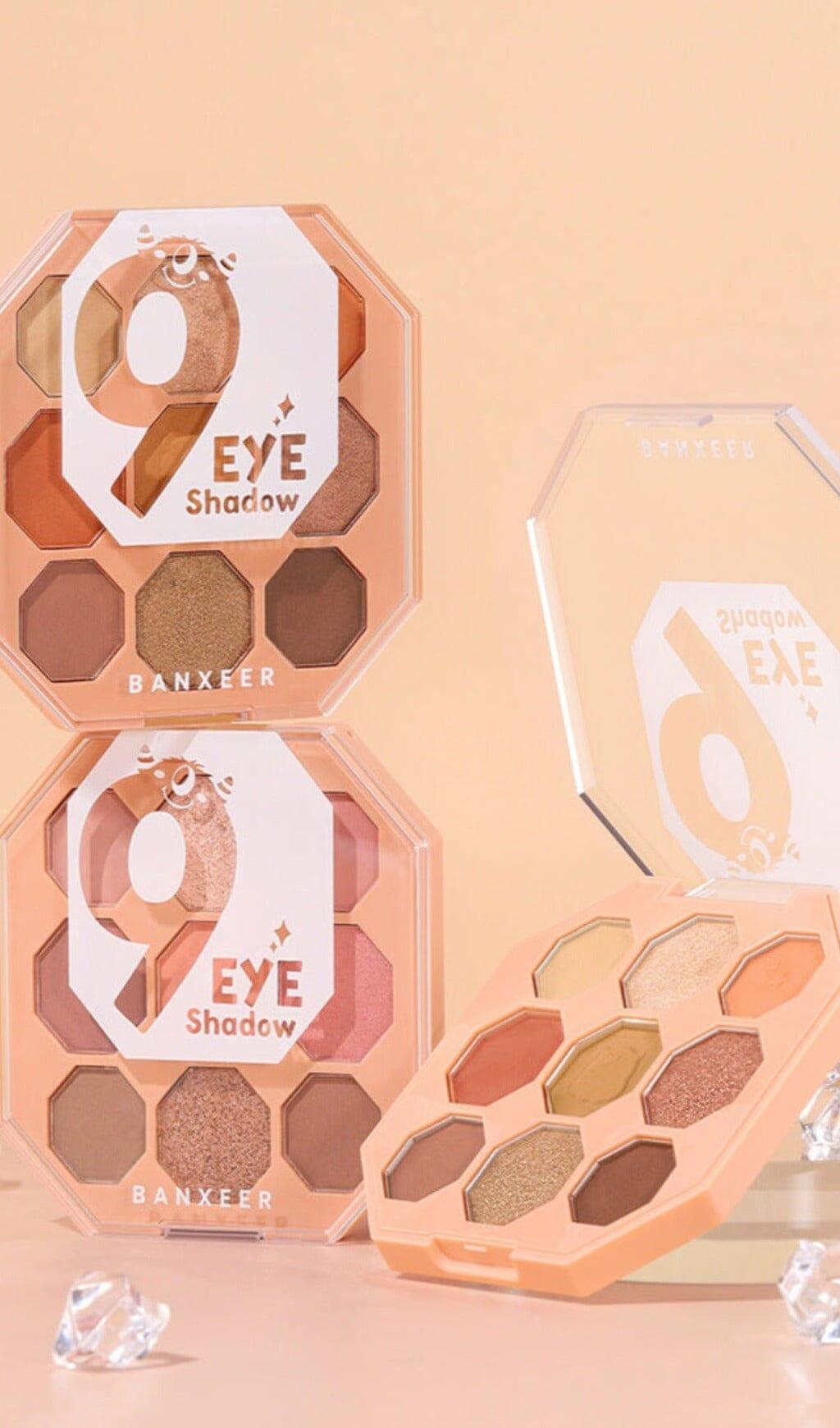 Mattierter Lidschatten mit Perlglanz und Glitzer-Pailletten