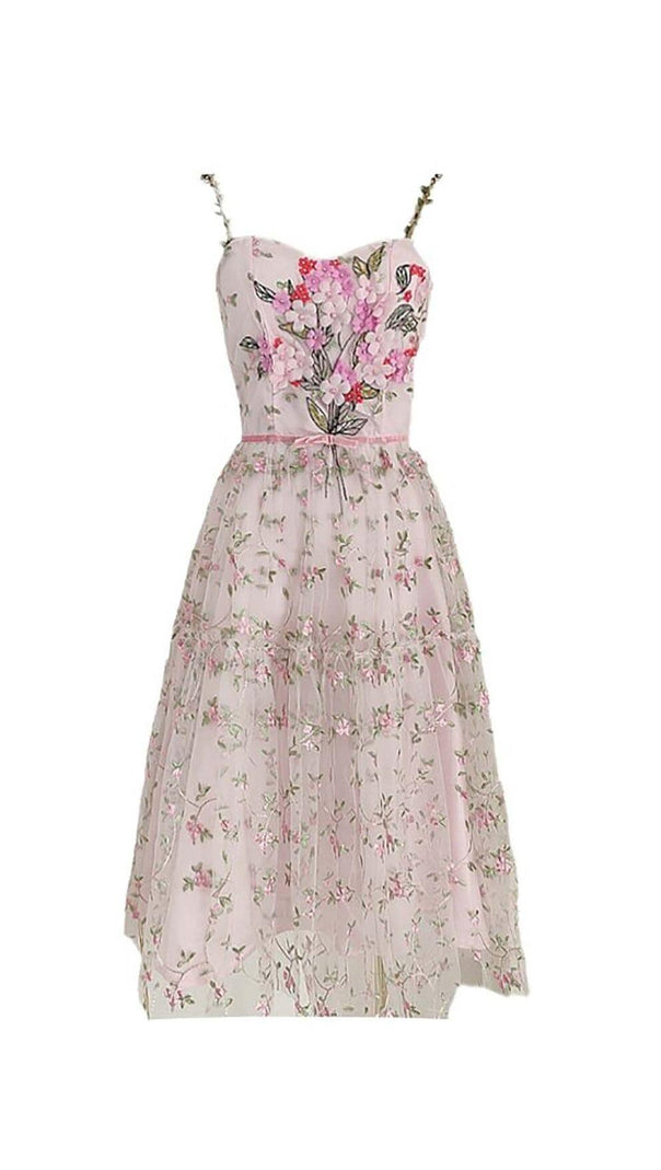 AIIZIE 3D FLORAL HEM MIDI DRESS IN WHITE - product image