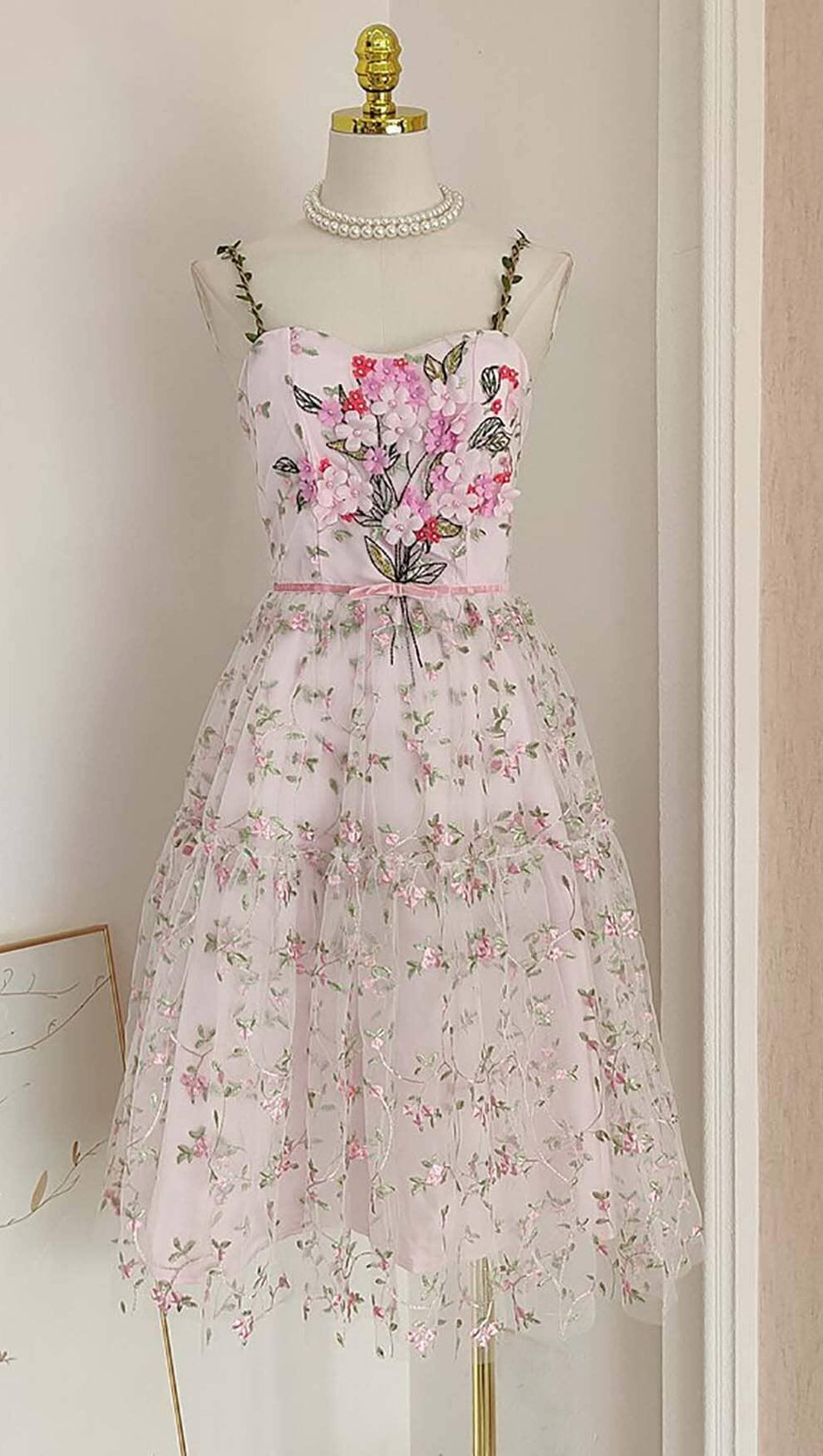 3D FLORAL HEM MIDI DRESS IN WHITE