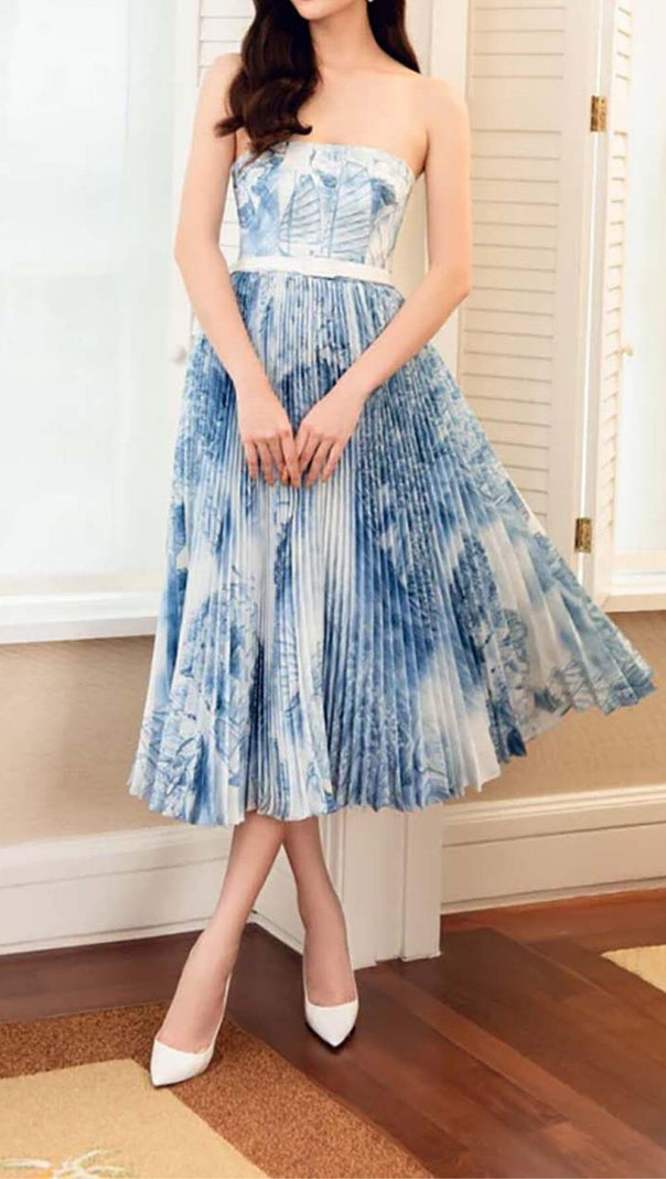 AIIZIE BANDEAU PLEATED MIDI DRESS IN BLUE - product image