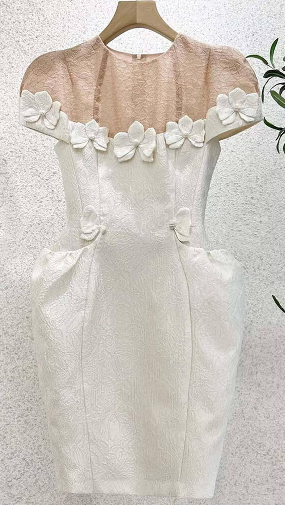 BOW-EMBELLISHED POCKET MIDI DRESS IN WHITE