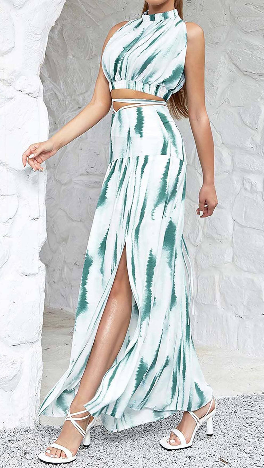 Neckholder-Maxikleid ohne Ärmel in mehreren Farben