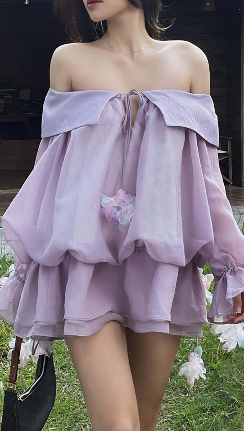 LACE COLD-SHOULDER MINI DRESS IN PURPLE