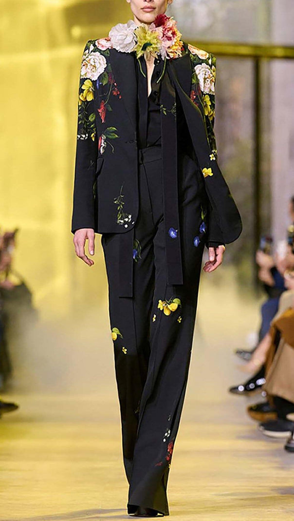 AIIZIE PRINTED BUTTON JACKET SUIT IN BLACK - product image