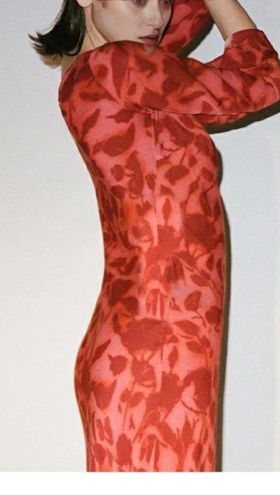 ROSE PRINT FLARE MAXI DRESS IN RED