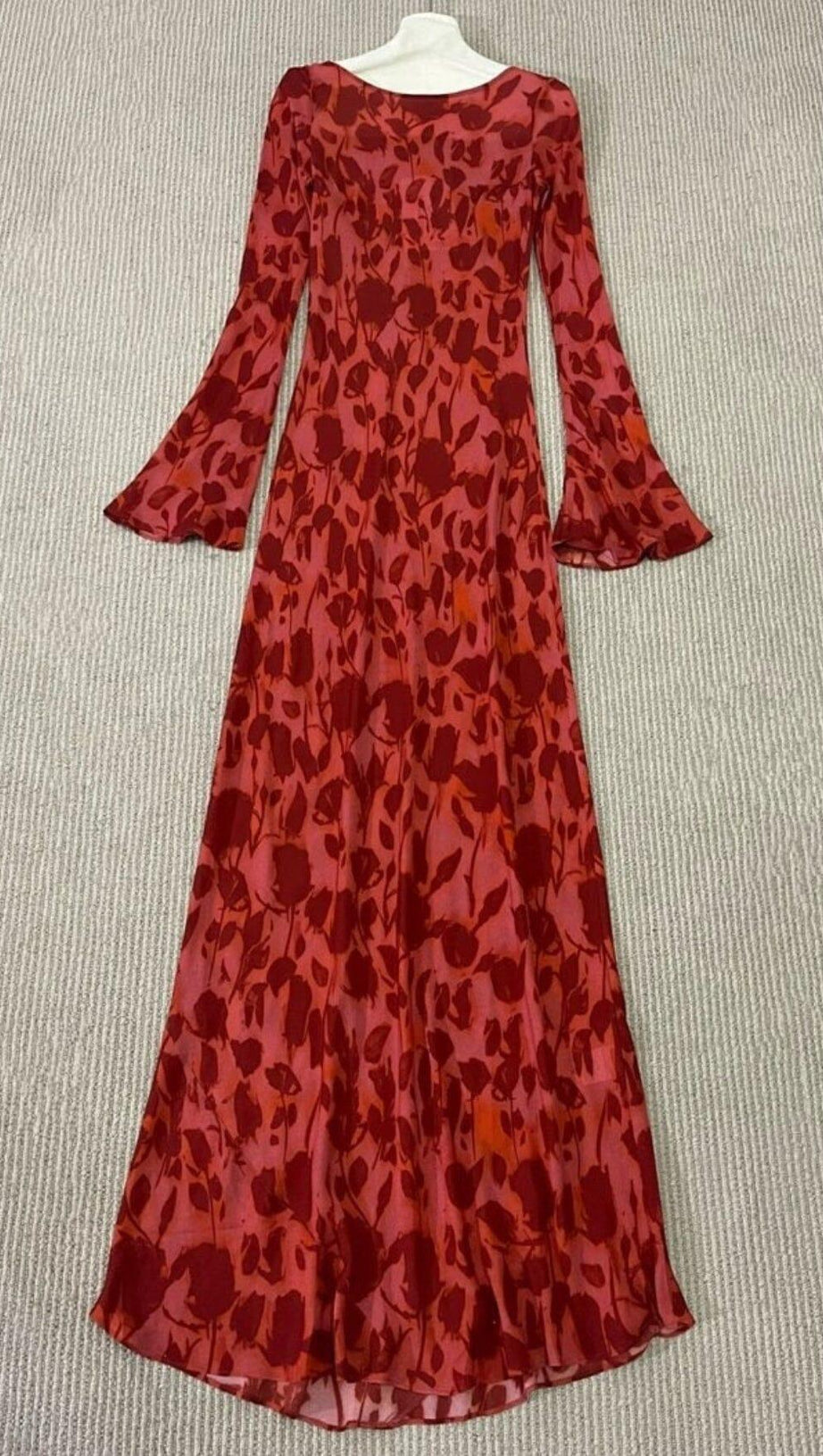 ROSE PRINT FLARE MAXI DRESS IN RED