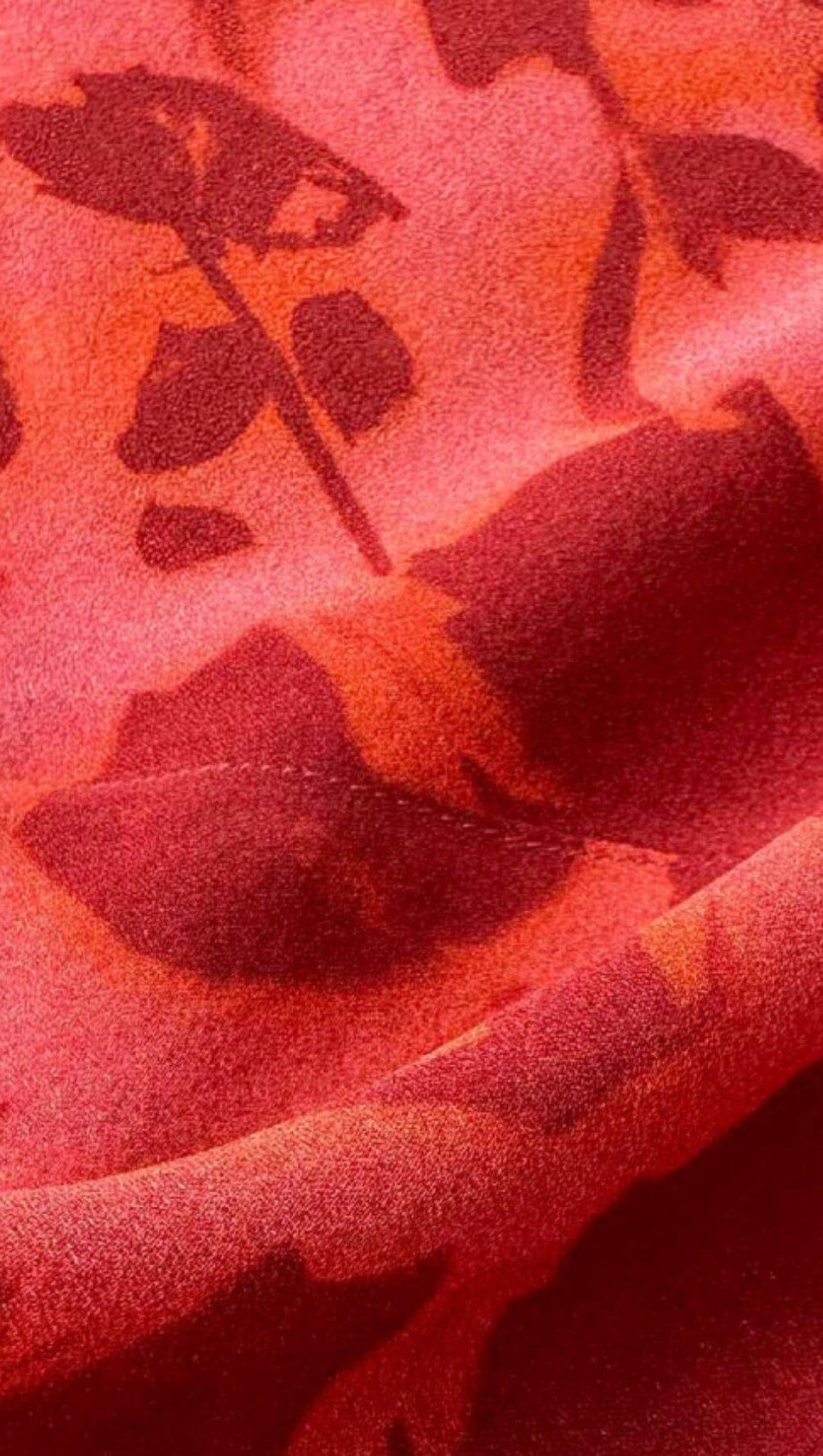 ROSE PRINT FLARE MAXI DRESS IN RED