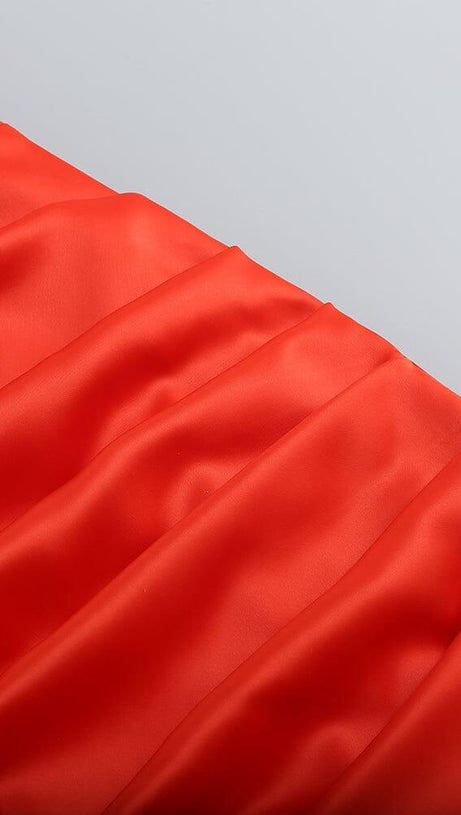 SLEEVELESS THIGH SLIT MAXI DRESS IN RED