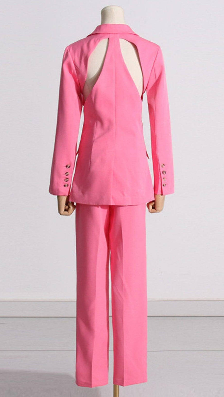 CUTOUT BLAZER SUIT IN PINK