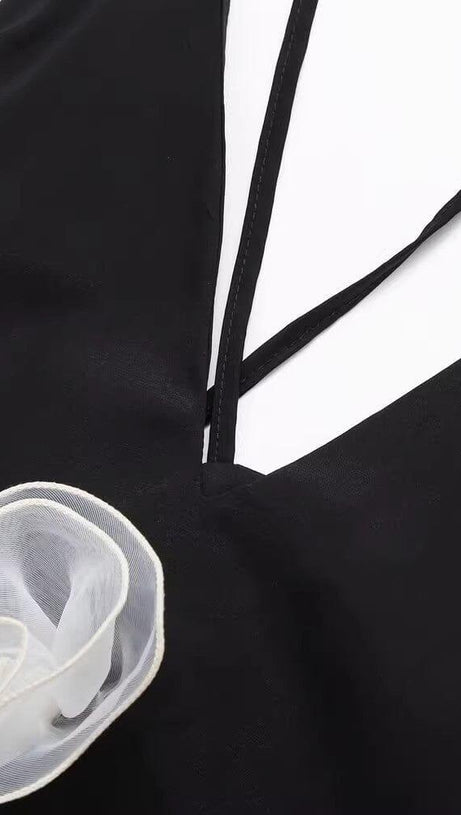 FLOWER V NECK MIDI DRESS IN BLACK