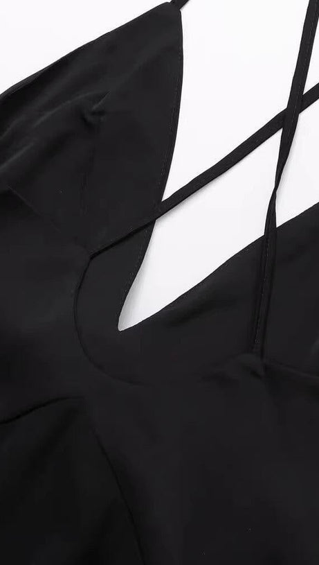 FLOWER V NECK MIDI DRESS IN BLACK