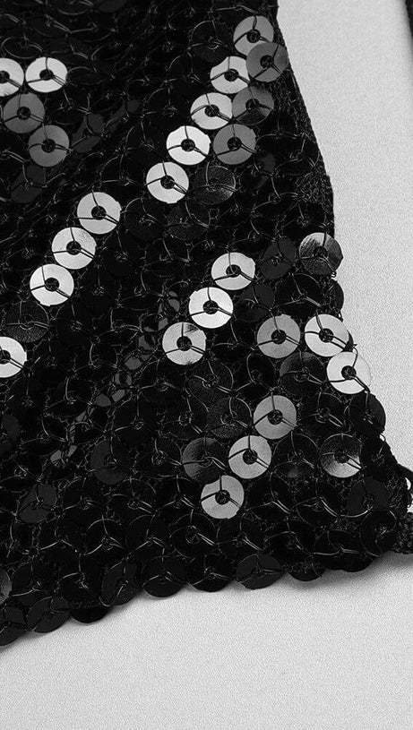 FRONT CUTOUT BACKLESS MAXI DRESS IN BLACK