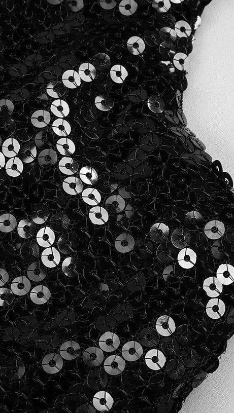 FRONT CUTOUT BACKLESS MAXI DRESS IN BLACK