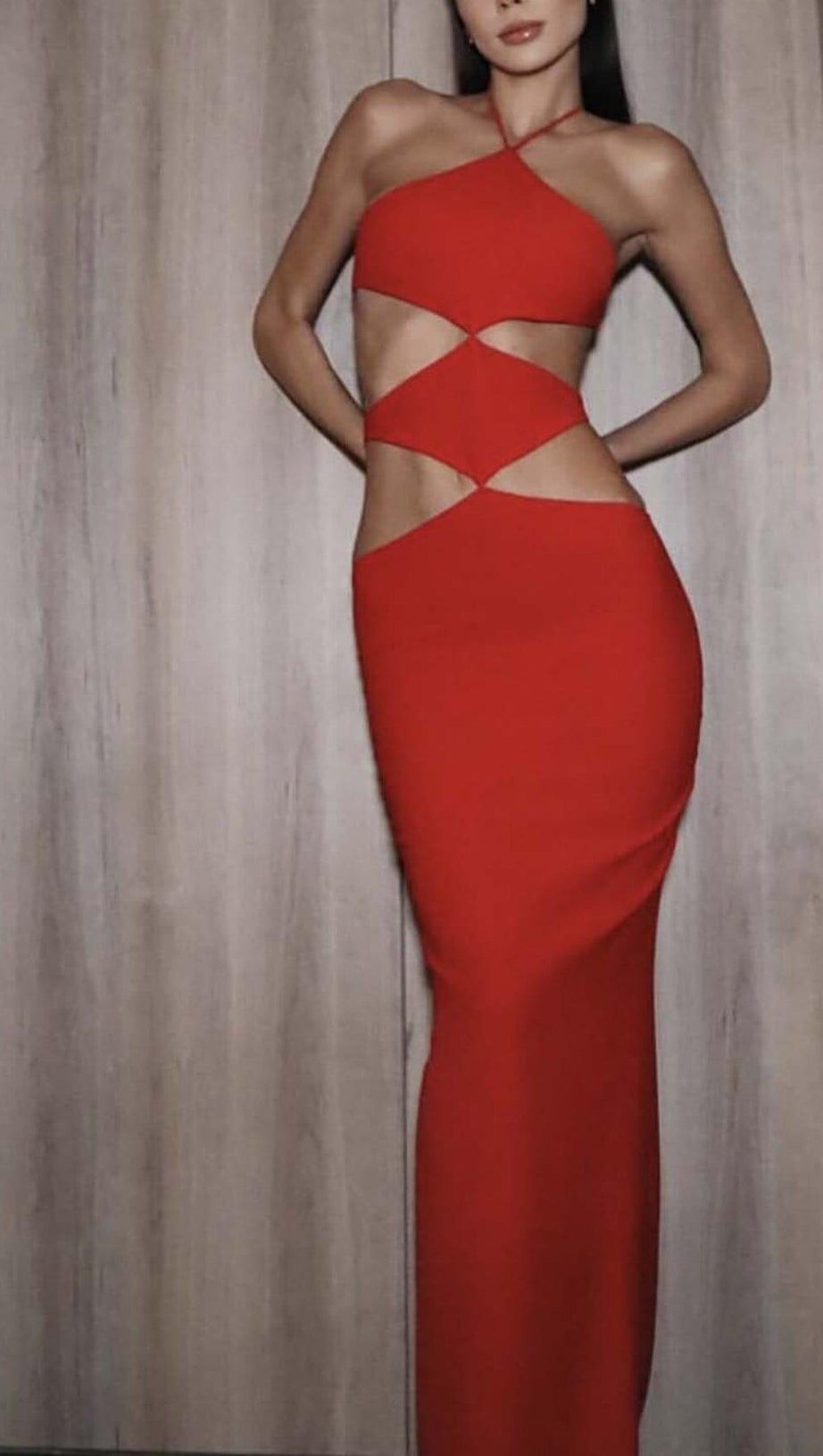 HALTERNECK CUTOUT MAXI DRESS IN RED