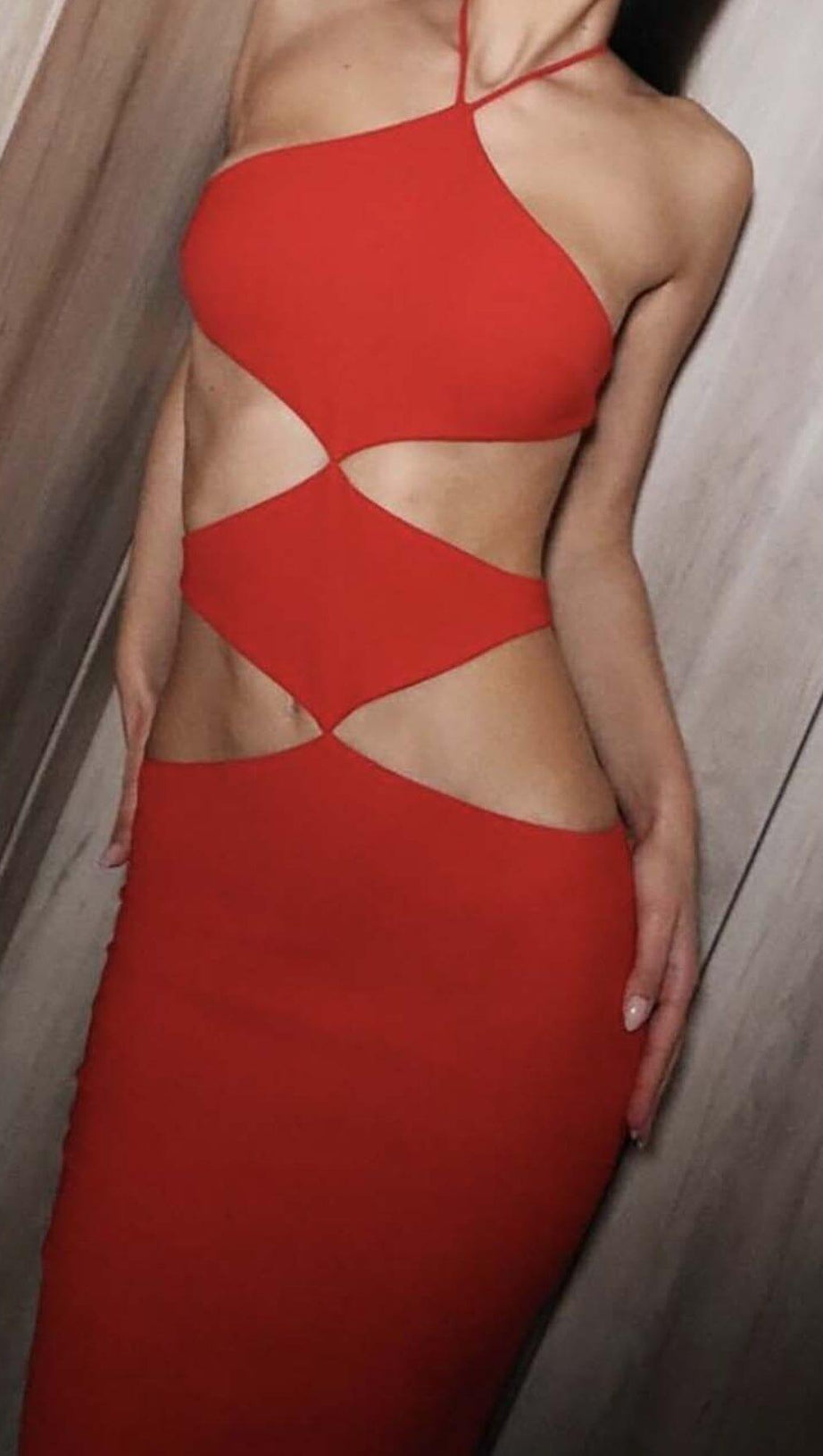 HALTERNECK CUTOUT MAXI DRESS IN RED