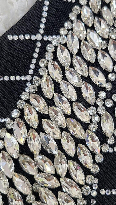 LONG SLEEVE EMBROIDERED MINI DRESS IN BLACK