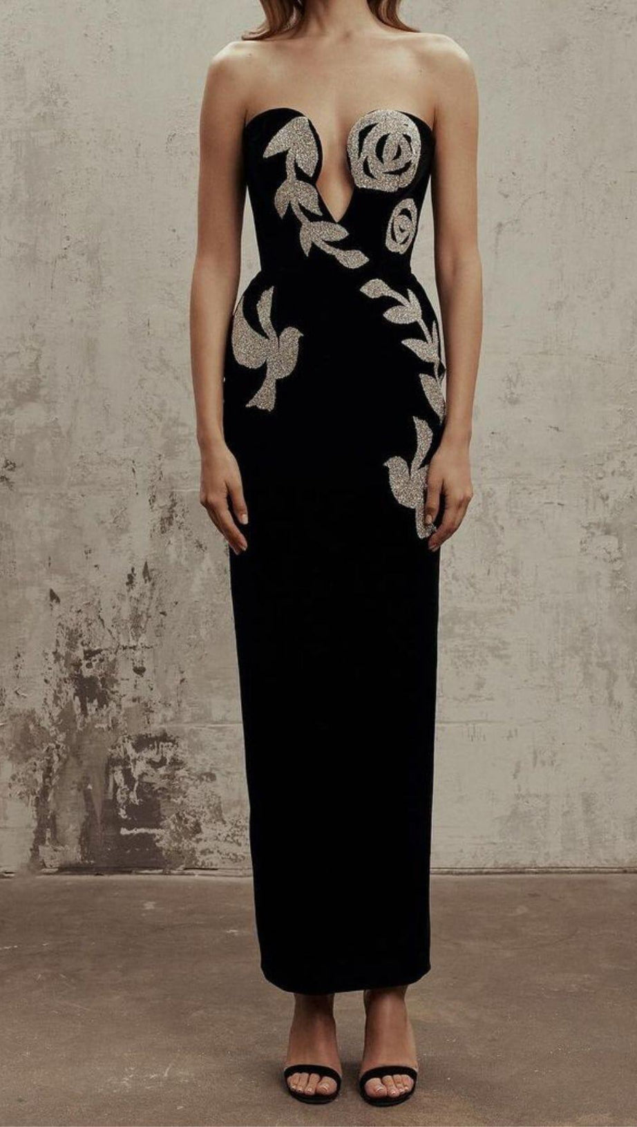 SEQUIN CUT OUT CORSET MIDI DRESS IN BLACK