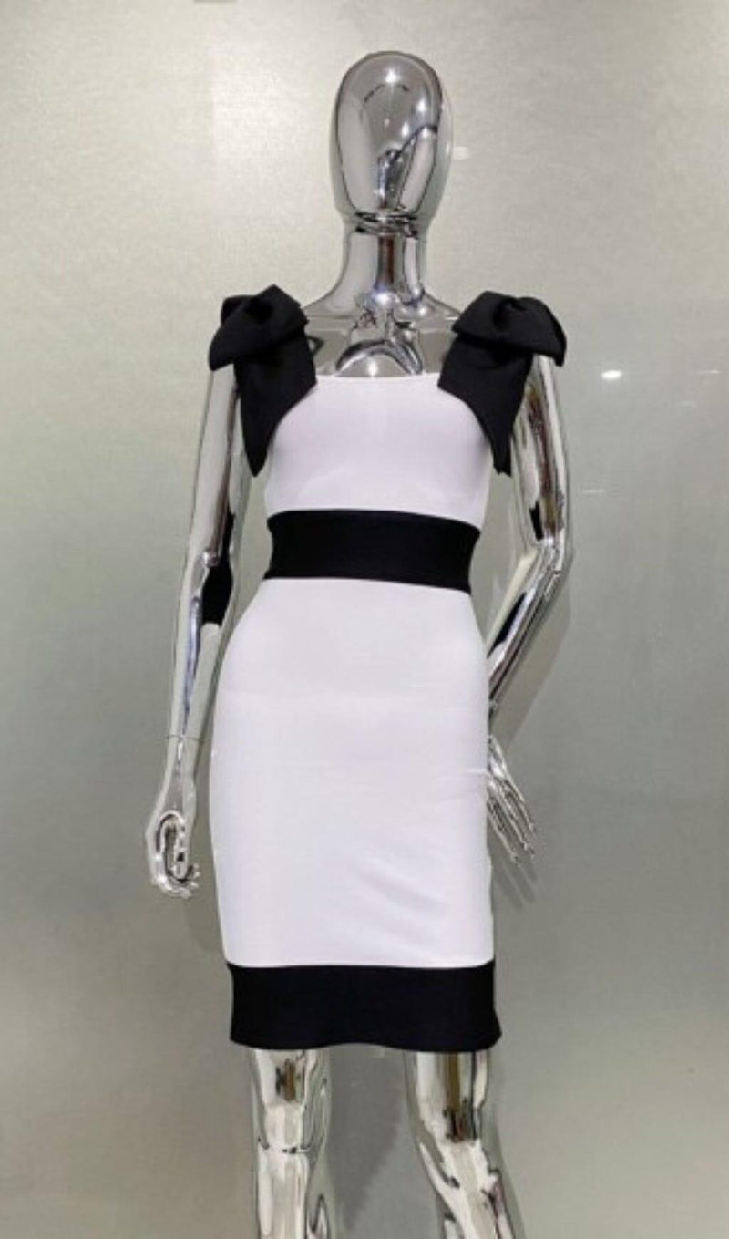 SLEEVELESS SQUARE COLLAR BODYCON BANDAGE MINI DRESS