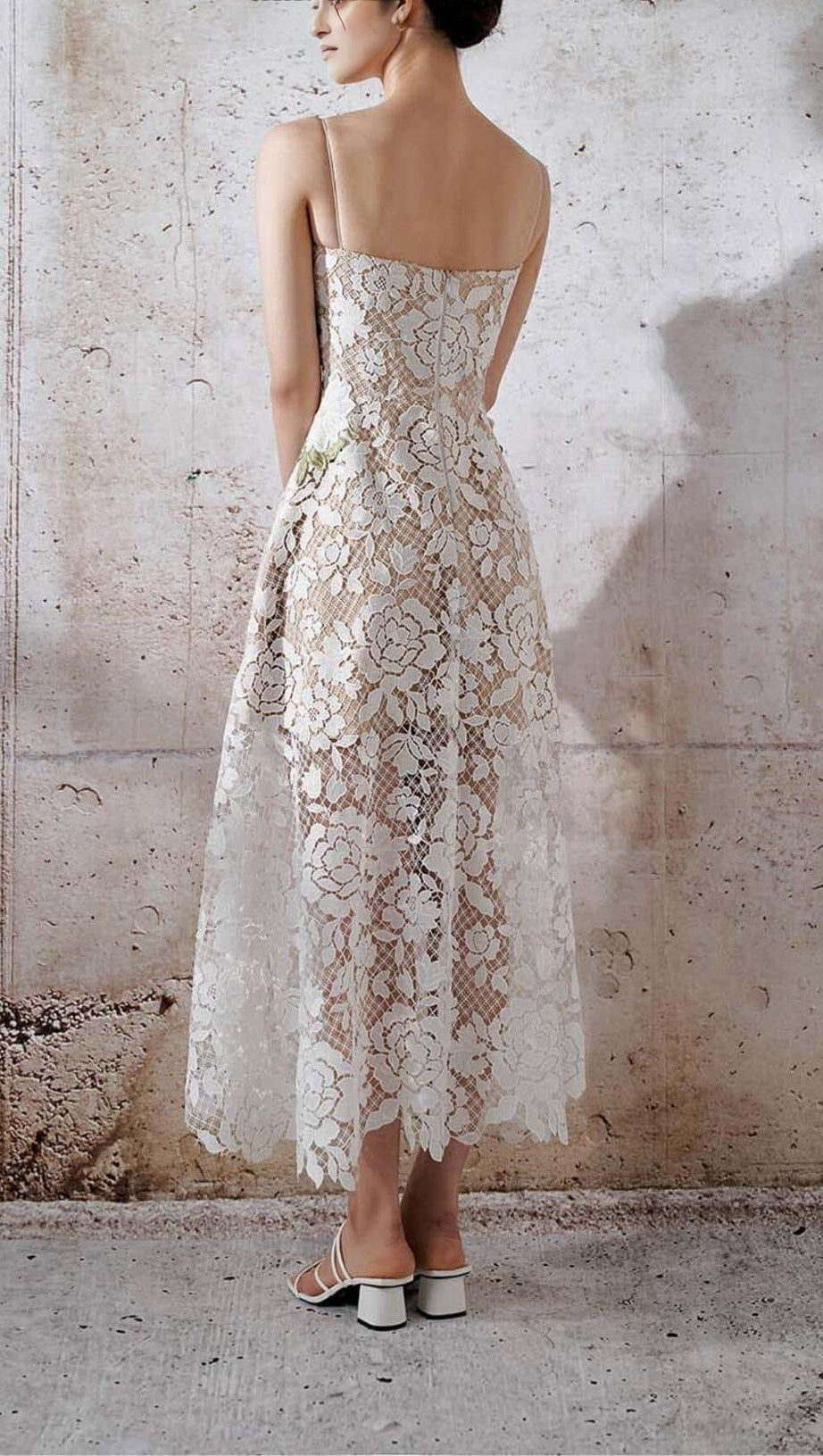 ROSES LACE A-LINE MIDI DRESS IN WHITE