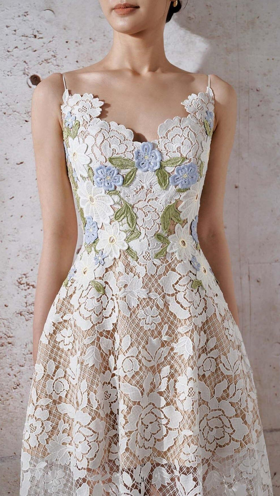 ROSES LACE A-LINE MIDI DRESS IN WHITE