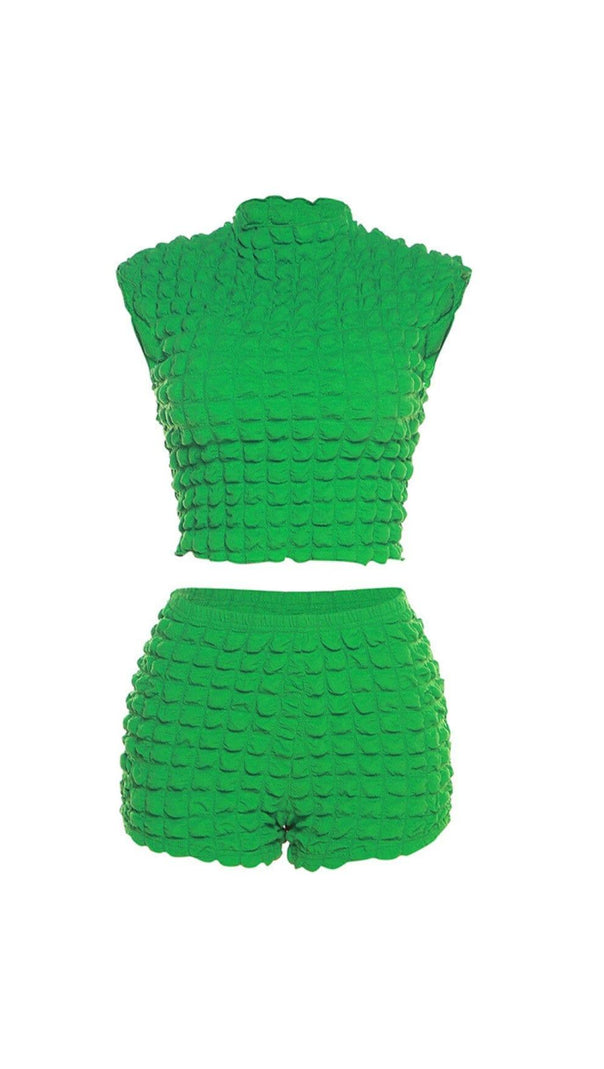 AIIZIE SEERSUCKER GINGHAM SHORTS SET IN GREEN - product image