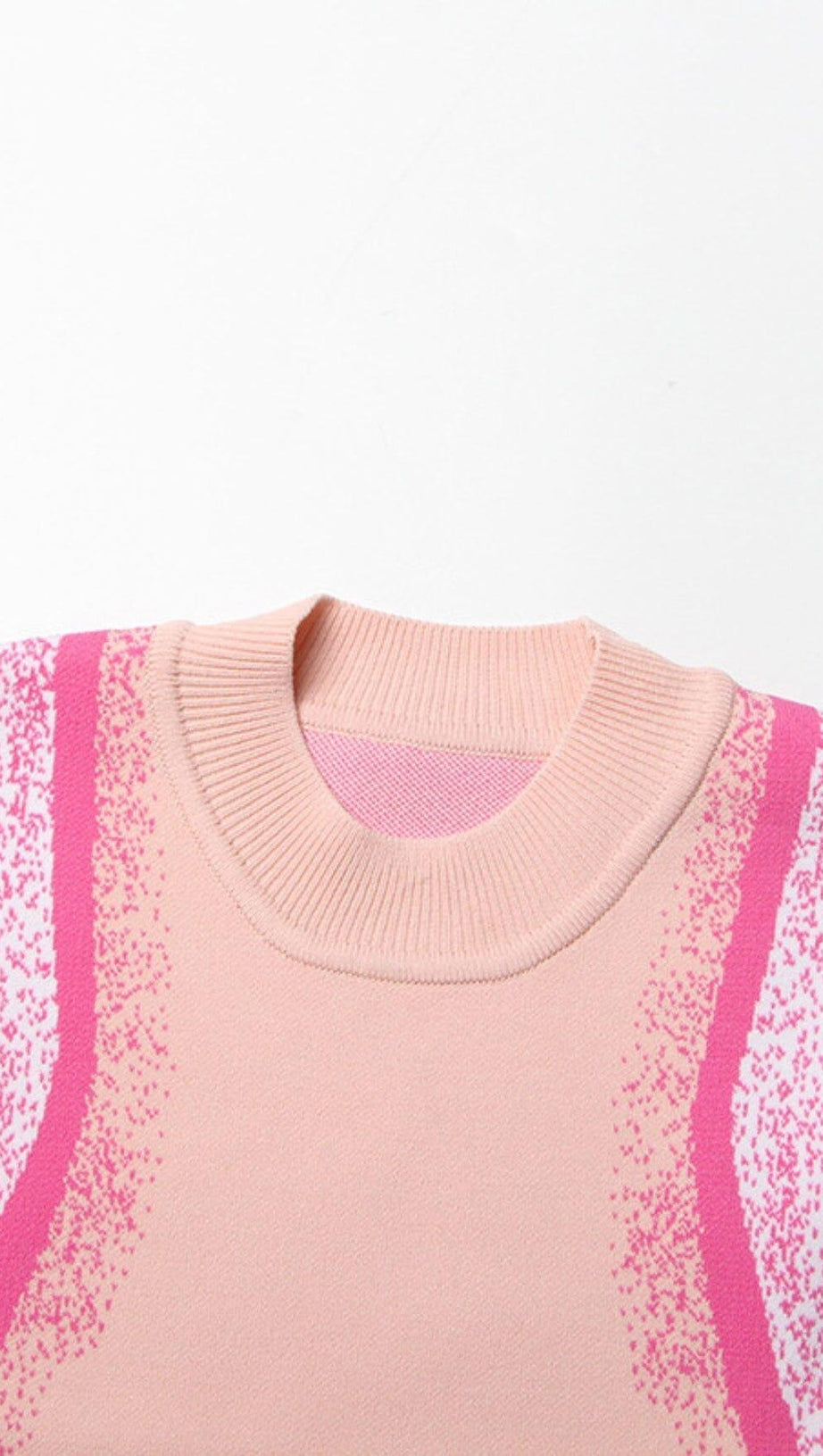 ASYMMETRISCHES HIGH-LOW-KLEID MIT STREIFEN IN PINK