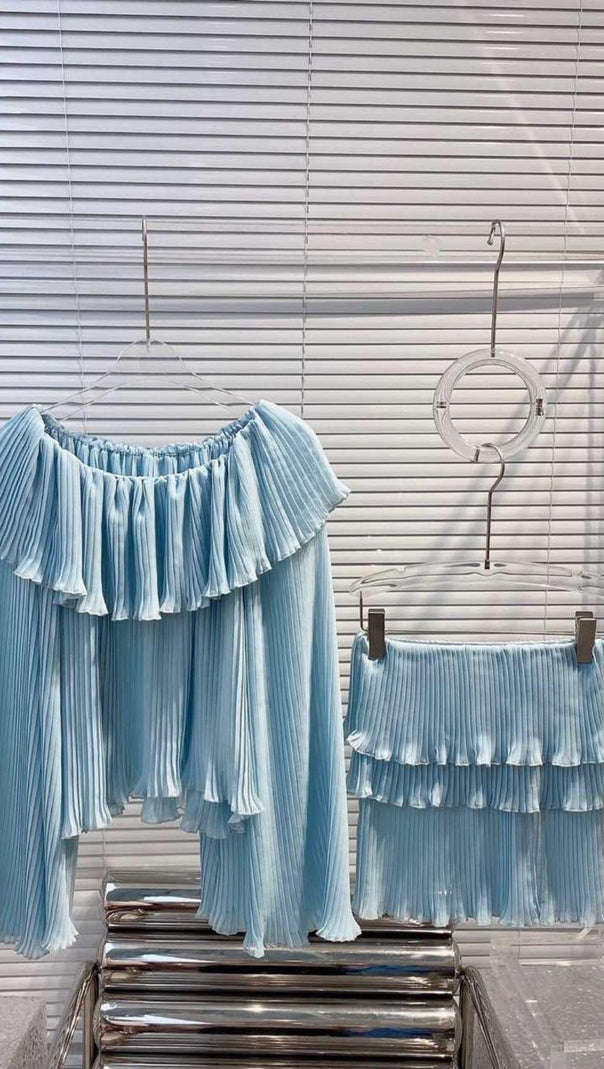 AIIZIE TIERED OFF-SHOULDER TWO PIECE SET IN BLUE - product image