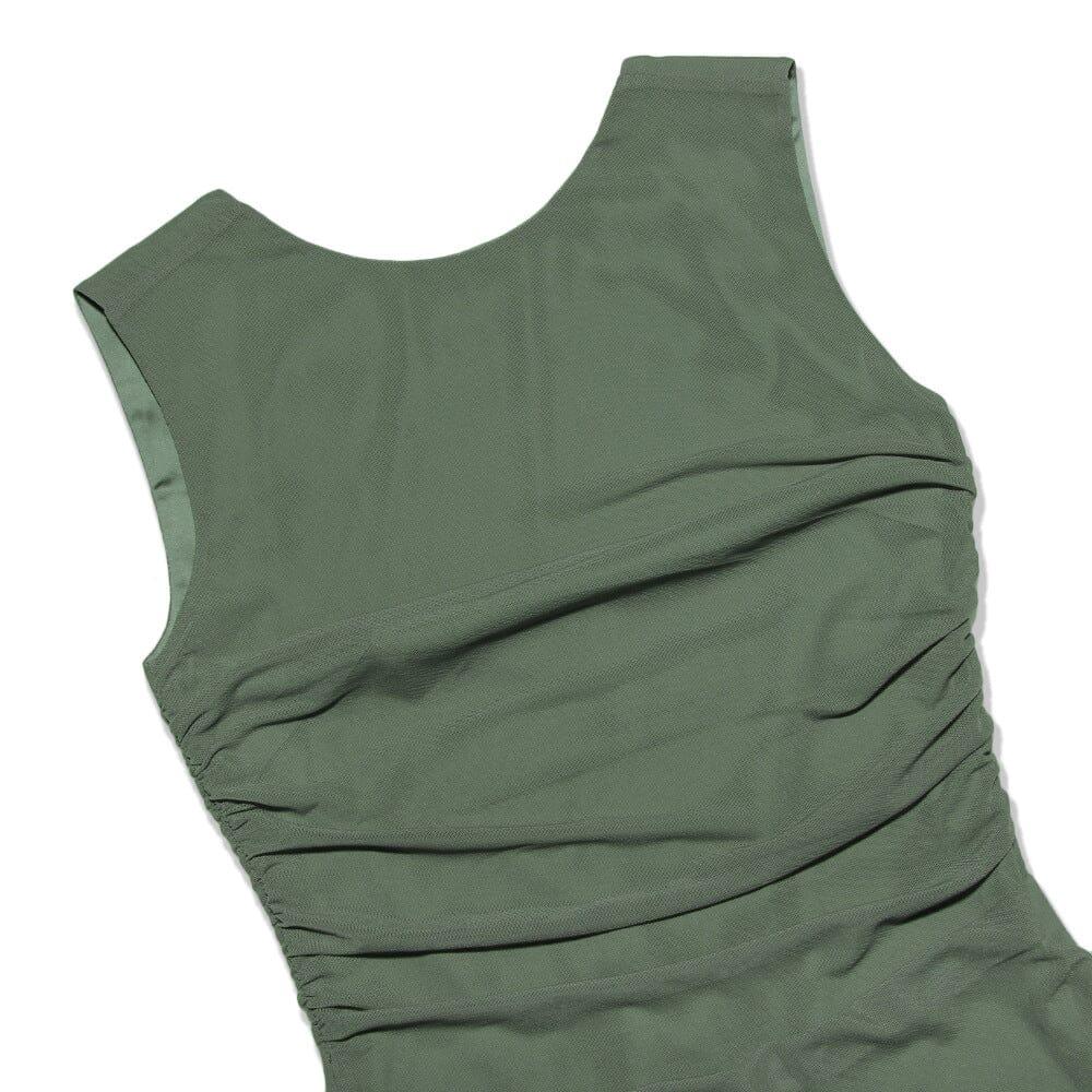 UNREGELMÄSSIGES KORSETTKLEID MIT RÜSCHEN IN GRÜN