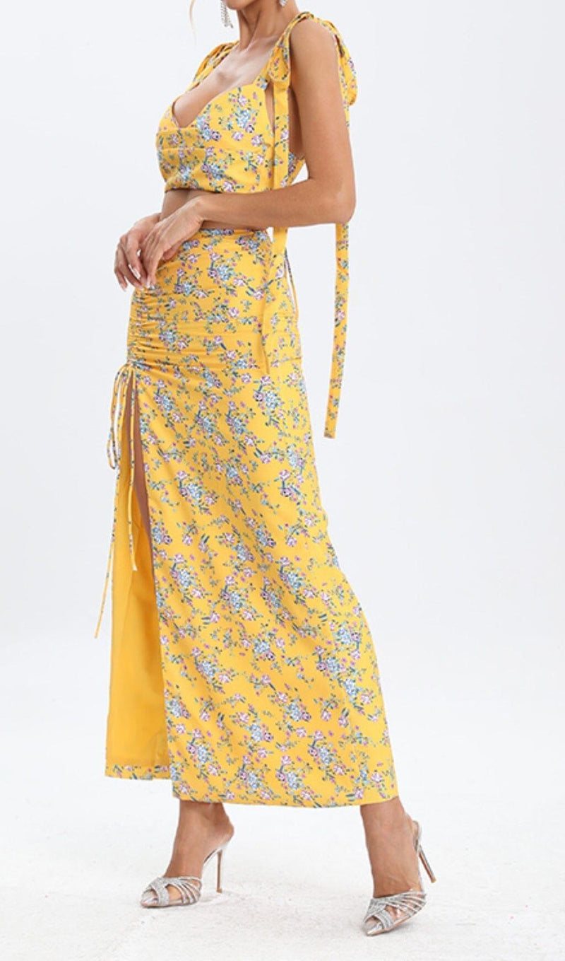 FLORAL DESIGN TWO PIECE SET IN YELLOW