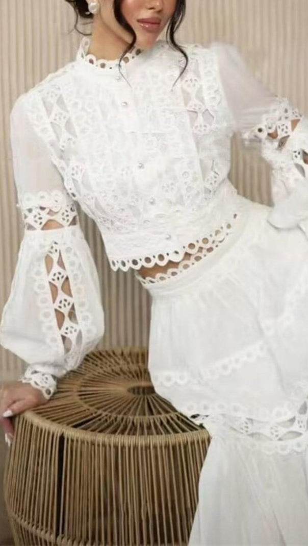 AIIZIE LONG PUFF SLEEVES FLARED TIERED MIDI DRESS IN WHITE - product image