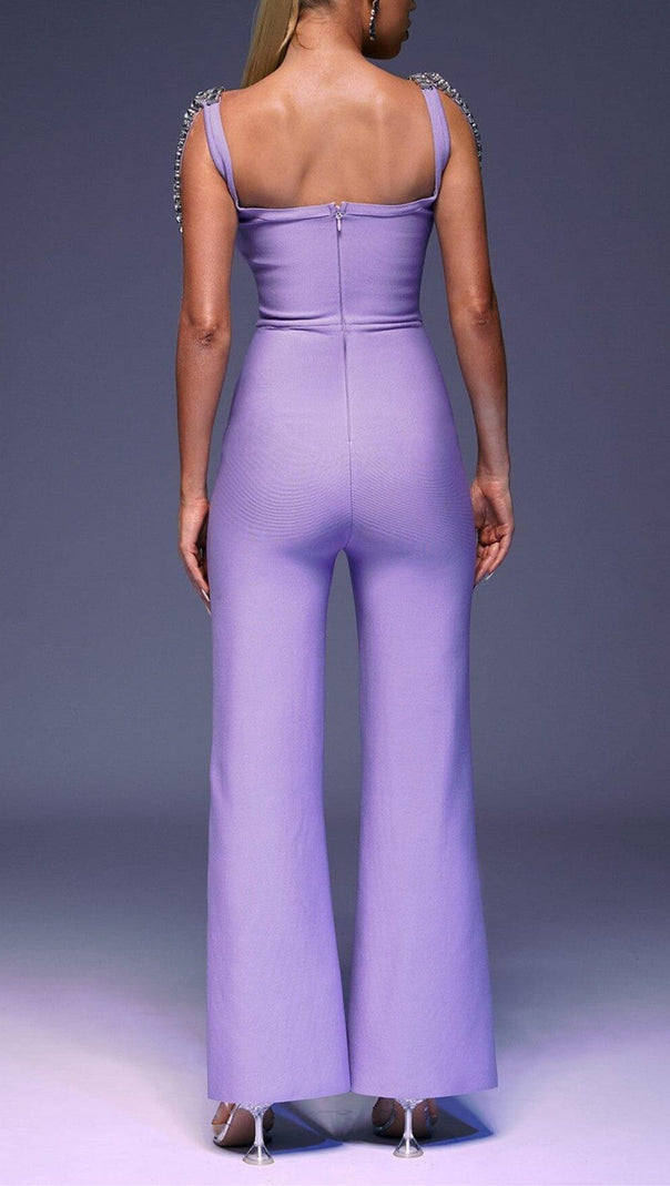 JUMPSUIT MIT STRASS-TRÄGERN IN LILA