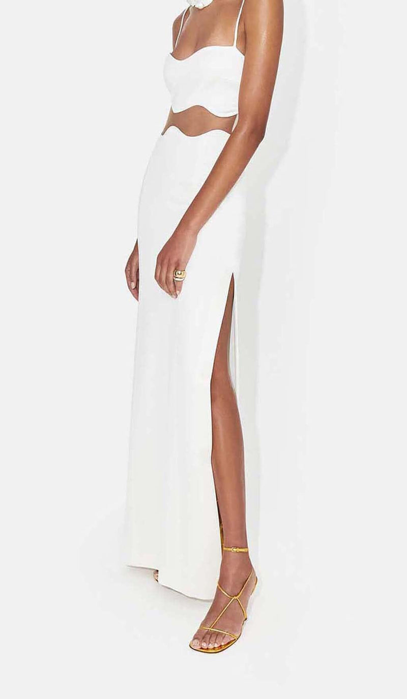 SCALLOPED MESH INSERT MAXI DRESS IN WHITE