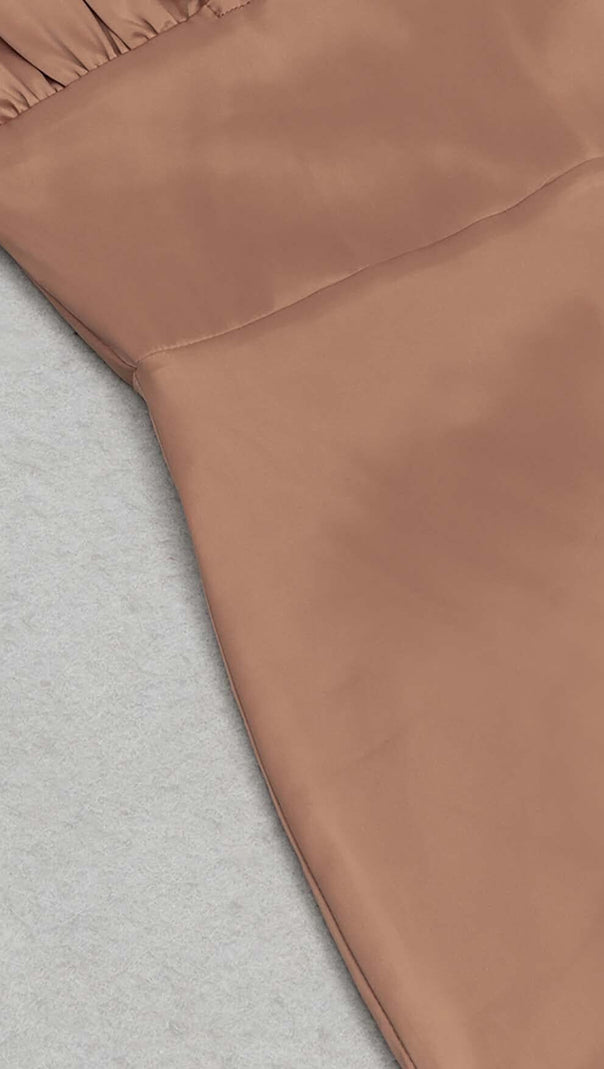 AIIZIE SPAGHETTI STRAP RUFFLE MIDI DRESS IN BROWN - product image