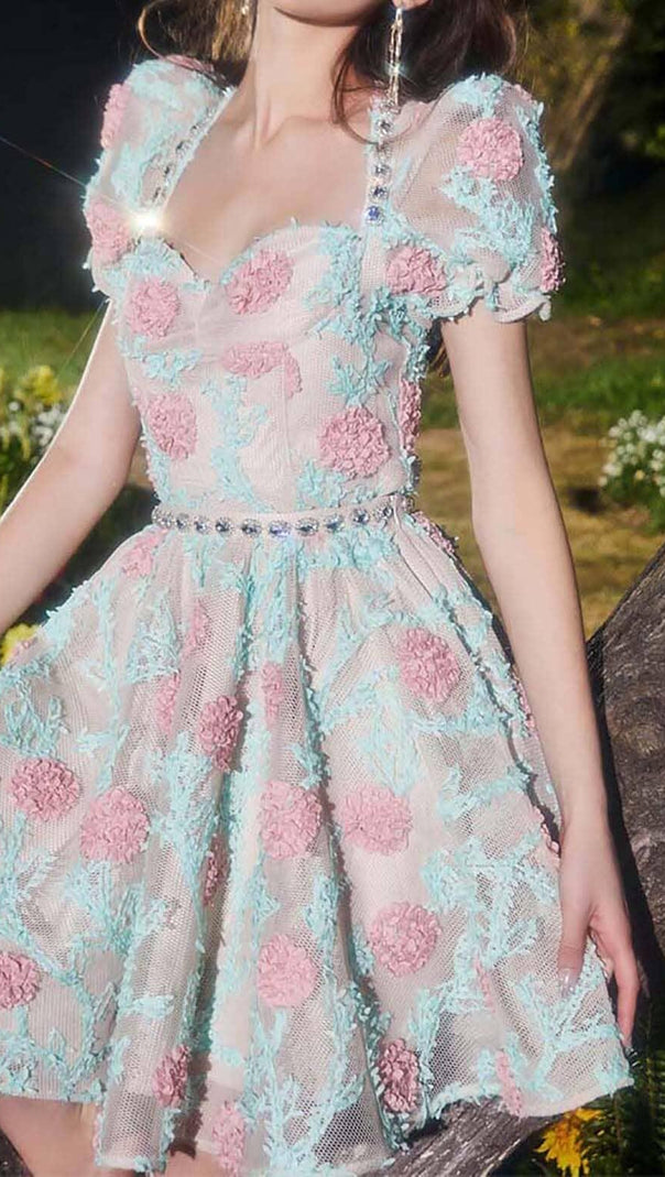 AIIZIE APPLIQUÉD LACE EMBROIDERED TWO PIECE IN BLUE - product image
