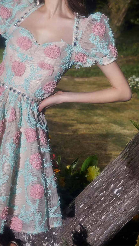 APPLIQUÉD LACE EMBROIDERED TWO PIECE IN BLUE