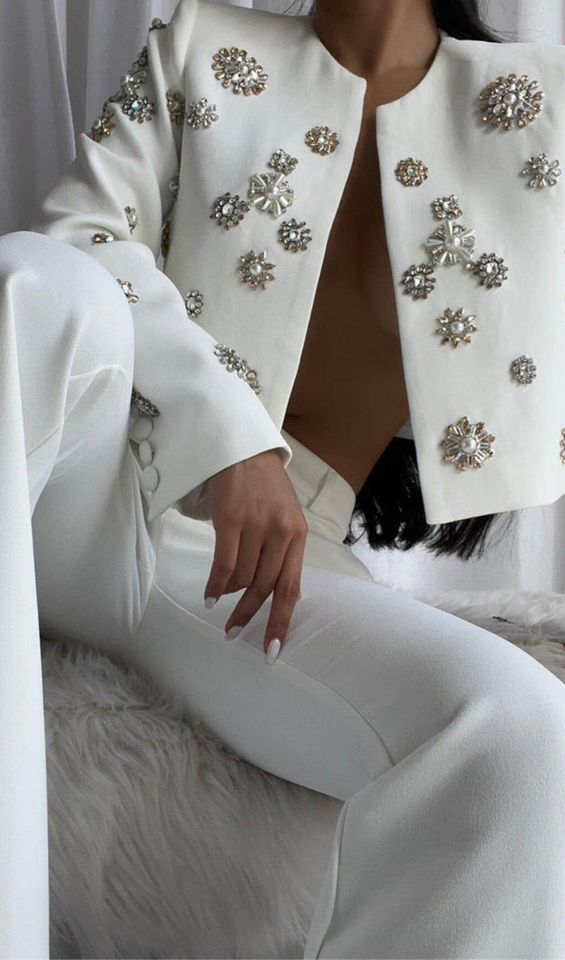 EMBELLISHED BEADED JACKET SET IN WHITE