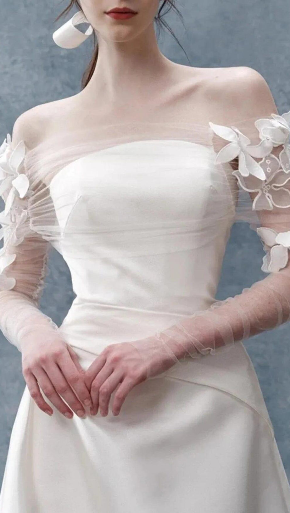 FLORAL 3D APPLIQUÉS SHEER BOLERO SLEEVES