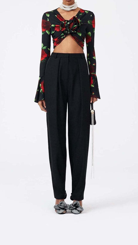 FLORAL-PRINT CROP TOP IN BLACK