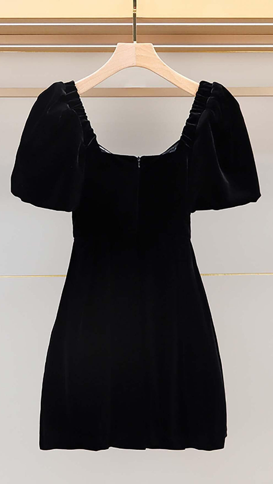 PUFF SLEEVE VELVET MINI DRESS IN BLACK