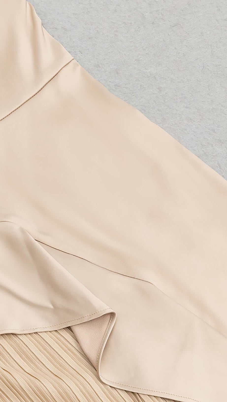 Gerüschtes Maxikleid in Khaki
