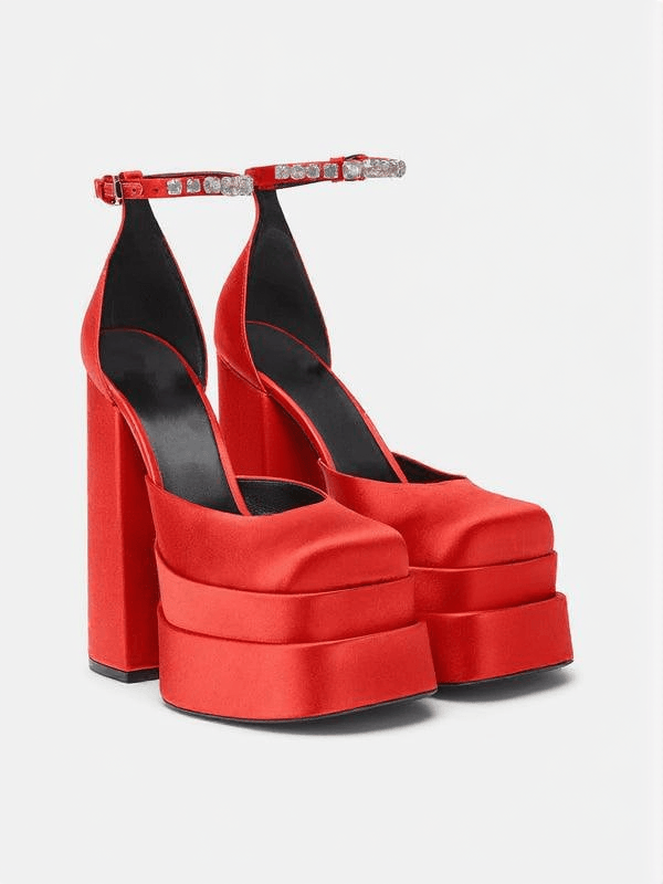Aspen – Rote Satin-Plateau-Pumps