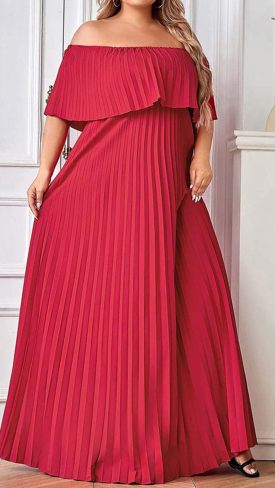 TRÄGERLOSES PLISSIERTES MAXIKLEID IN ROT