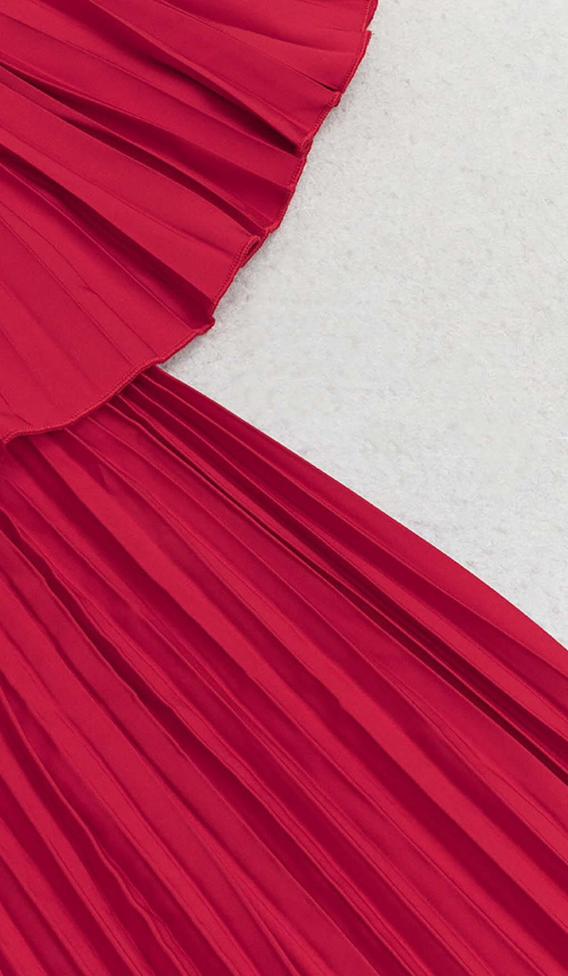 STRAPLESS PLEATED MAXI DRESS IN RED