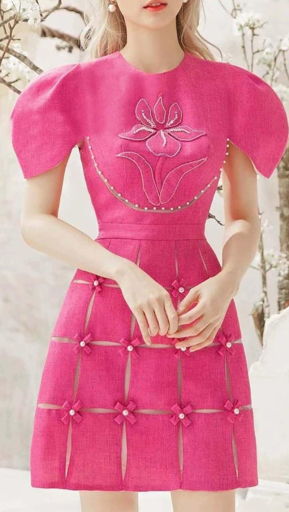 3D FLOWER O NECK MINI DRESS IN PINK