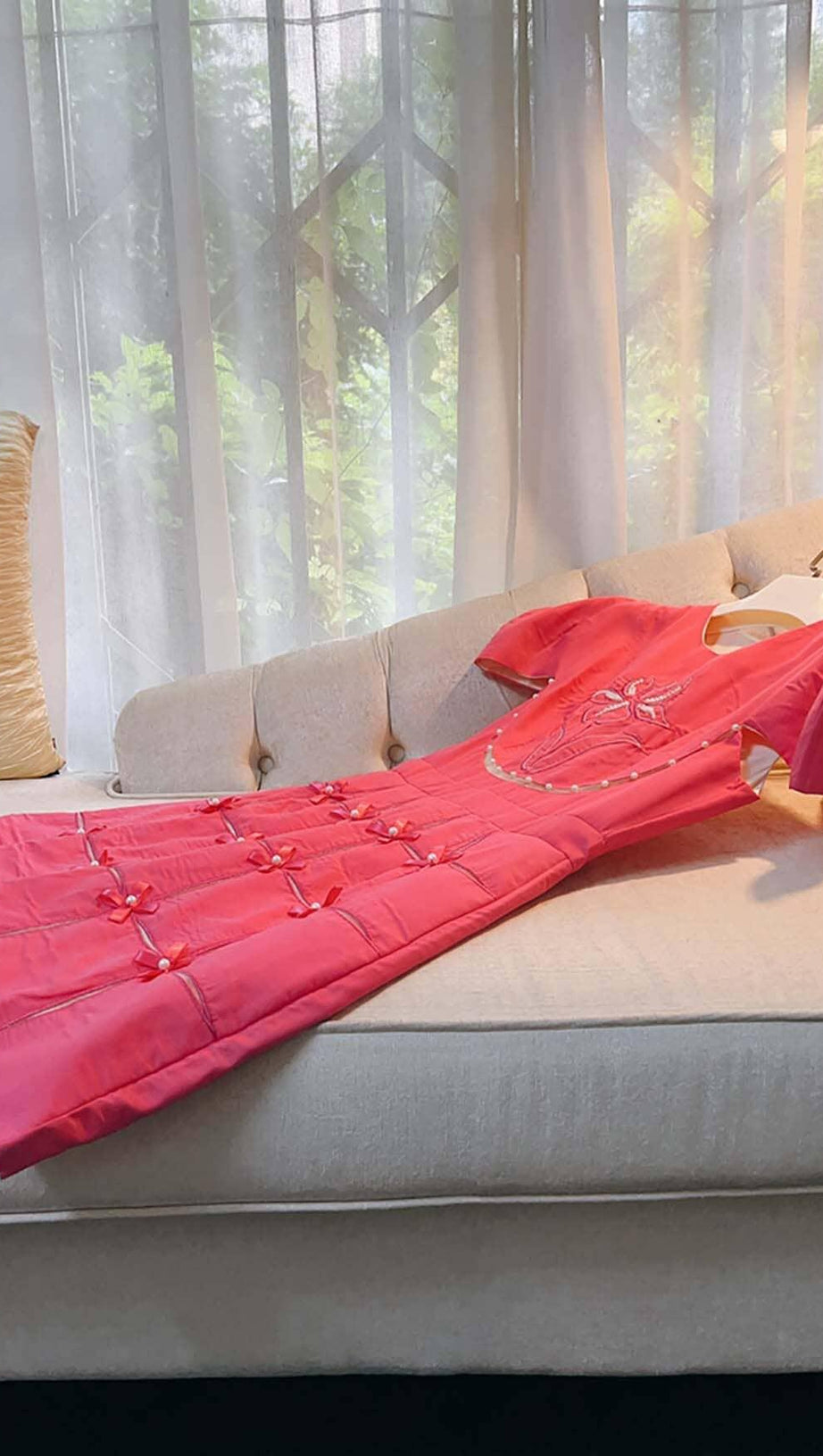 3D FLOWER O NECK MINI DRESS IN PINK