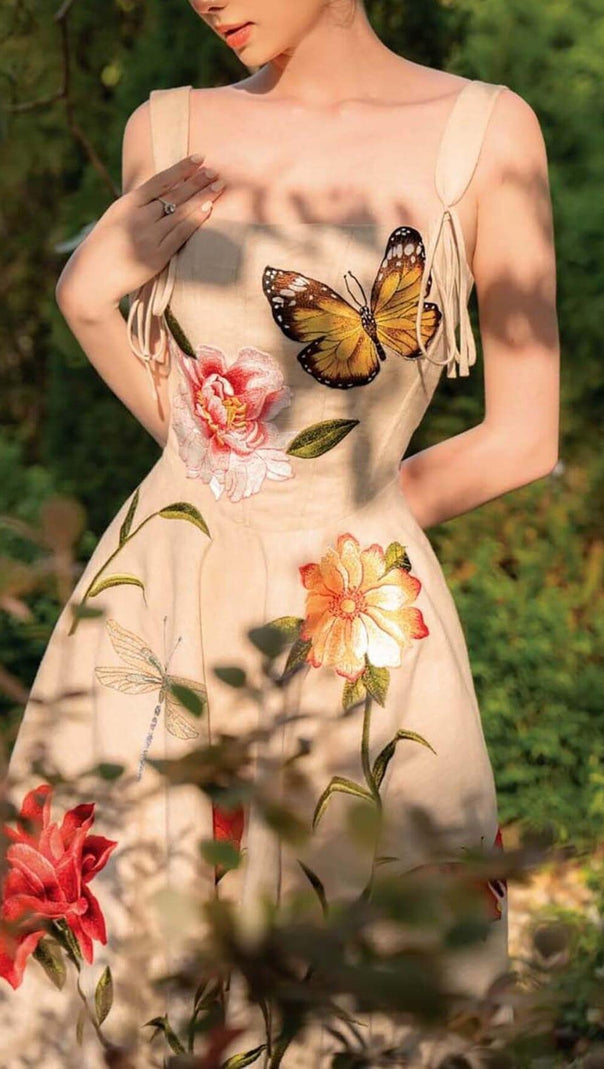 AIIZIE BUTTERFLY FLOWER PRINY MIDI DRESS IN GRAY - product image