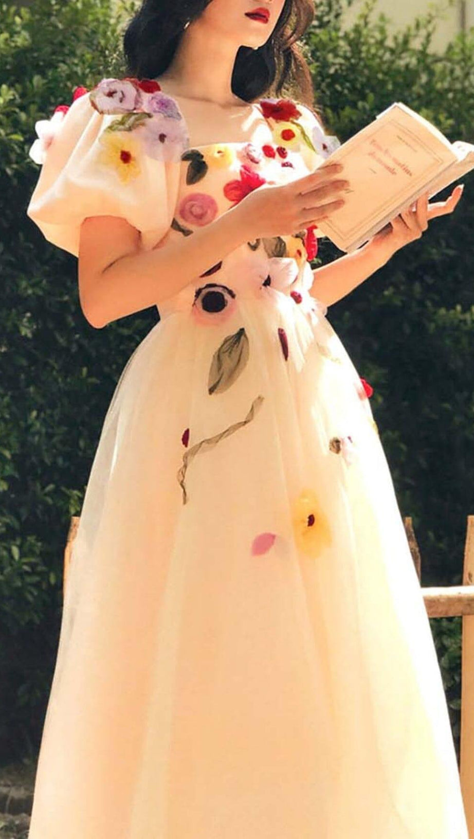 FLOWERS PRINT PUFF SLEEVE MIDI DRESS IN PINK