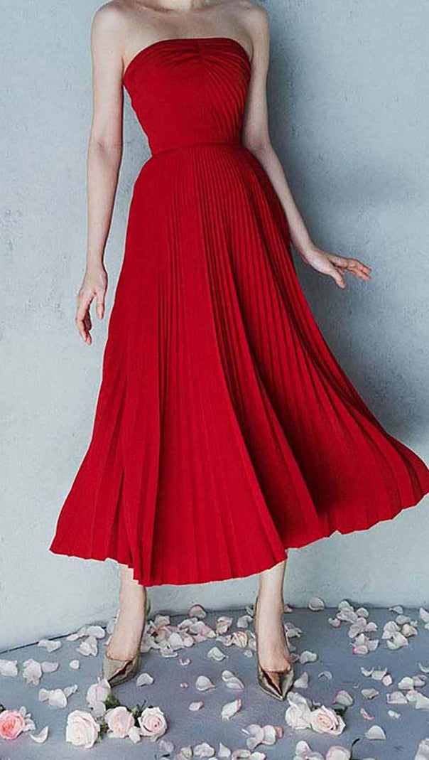 AIIZIE PLEATED STRAPLESS MIDI DRESS IN WINE RED - product image